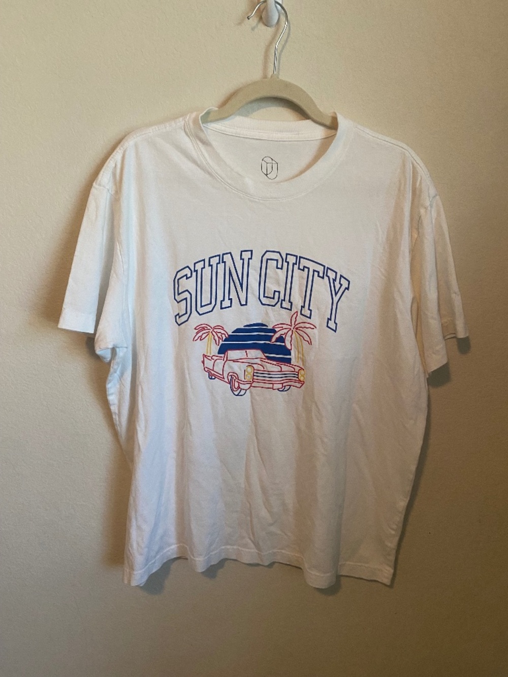 Women's White Graphic T-Shirt "Sun City"